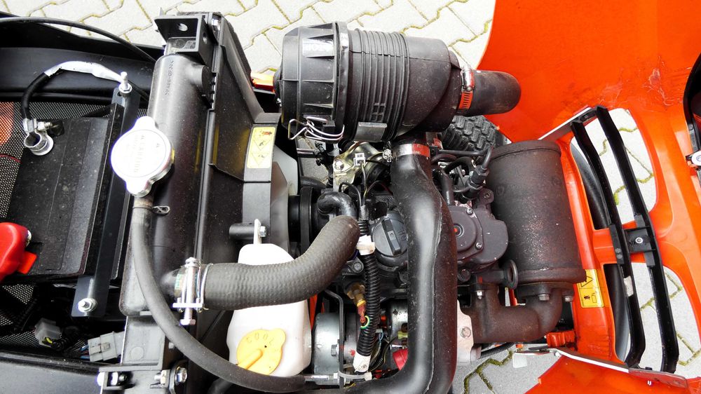 Traktorek kosiarka KUBOTA GR1600 Diesel (091001.6) - Baras