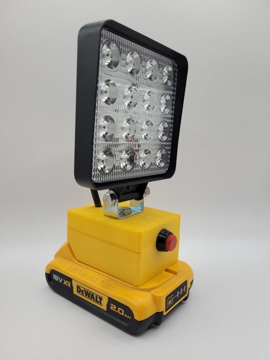 Lampa z adapterem do baterii DeWalt 18V HALOGEN