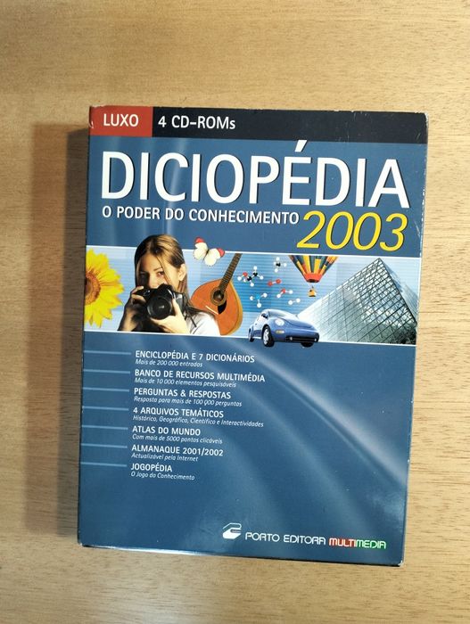 Vendo Conjunto de Diciopédias, cada Contém 5 CD-Roms