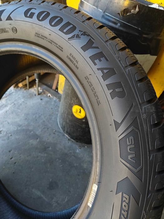 R17 225 60 зимові шини Goodyear Ultra Grip Ice SUV чудовий стан агресивні арктичні