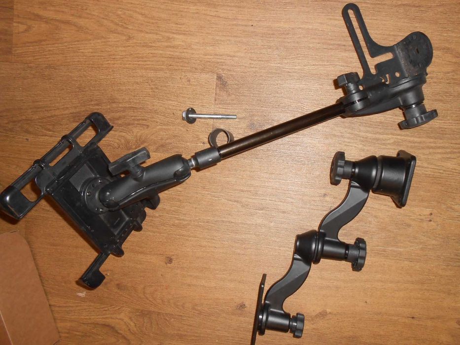 кріплення RAM Horizontal 12" Swing Arm Mount та Pod HD 30" Vehicle