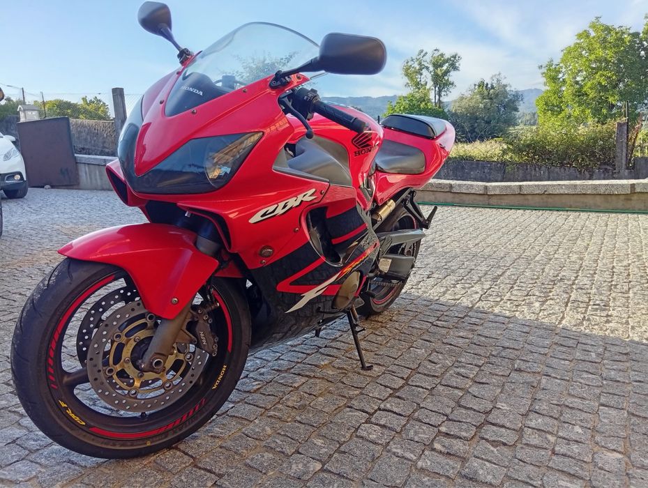 Vendo CBR 600 sport f4 i