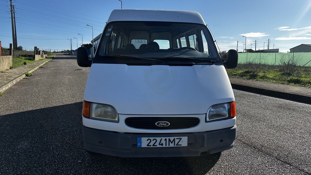 Ford transit 2.5d 100L Van (LONGA 9 lug e carga ) São Domingos de Rana ...