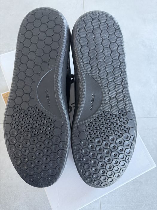 Nowe sneakersy Geox r. 42