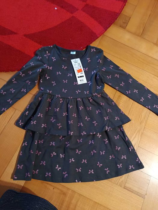 Sukienka nowa 134 dziecięca