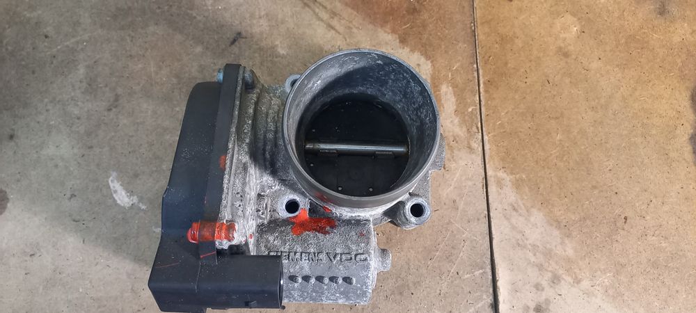 Kolektor wtryski przepustnica 1.4 16v skoda VW seat