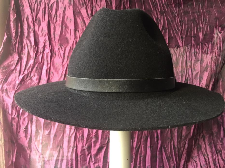 Капелюх фетровий
