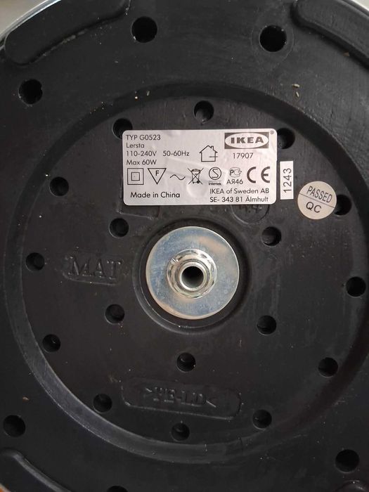 Vende-se Candeeiro Pé Ikea