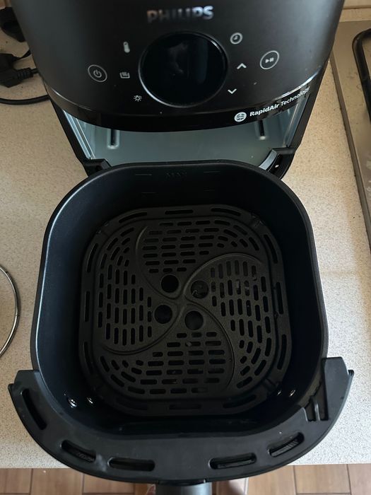 Продаю аэрогриль Philips RapidAir.