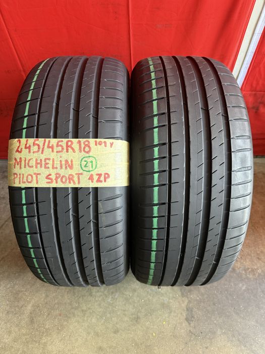 Pneus 245/45/18 Michelin Pilot sport 4 ZP Impecaveis