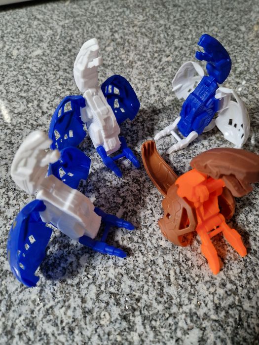 Ovos de dinossauros.  4 unid. Novos