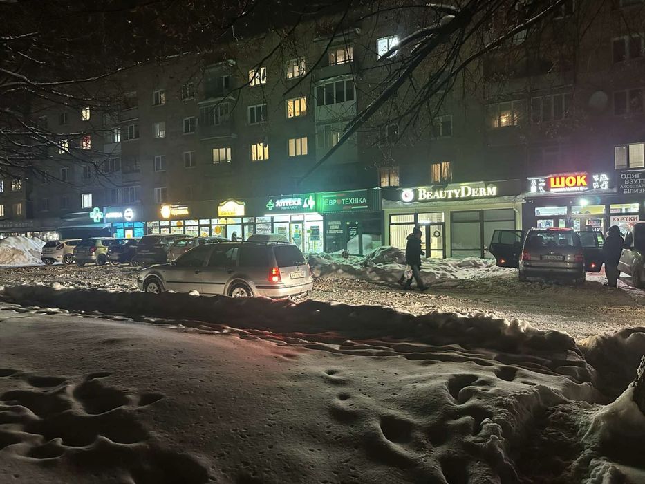 БАЗАРЧИК• КІЛЬЦЕ•Оренда комерційного приміщення
