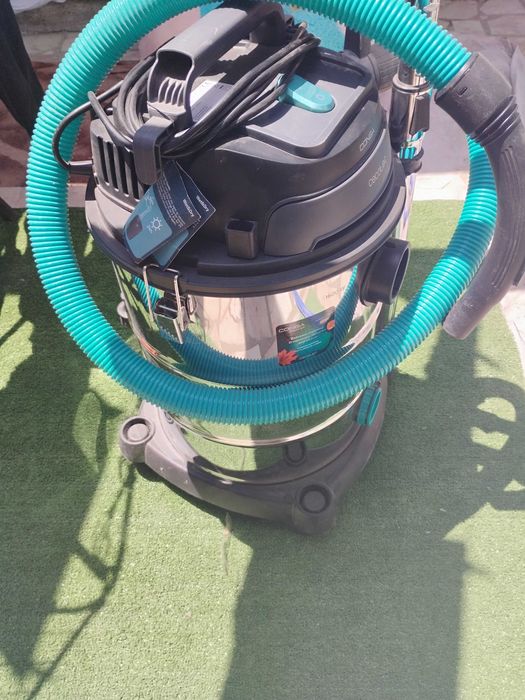 Aspirador Cecotec Wet and Dry 1600w para pecas\arranjo