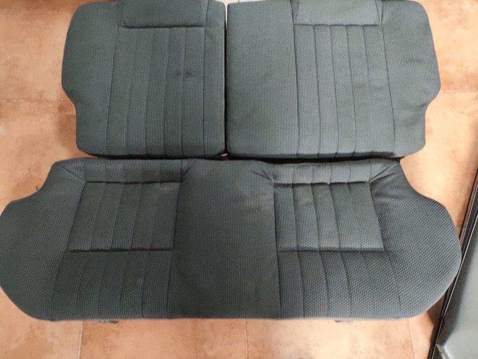 Vendo Interior para Toyota Corolla E90 (XL) hatch