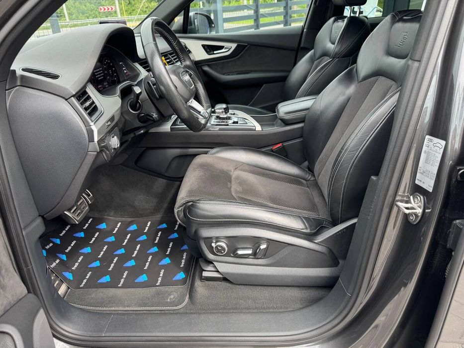 Audi Q7 2018 freshauto