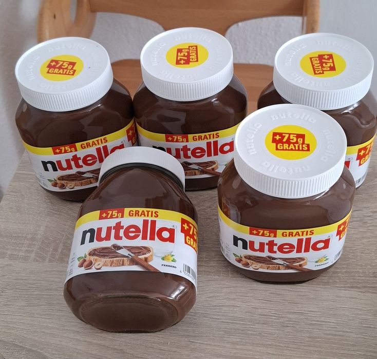 Nutella 850 g  5 słoików Cena 145 zł