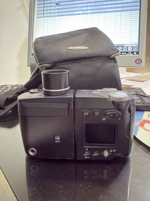 Nikon coolpix 4500