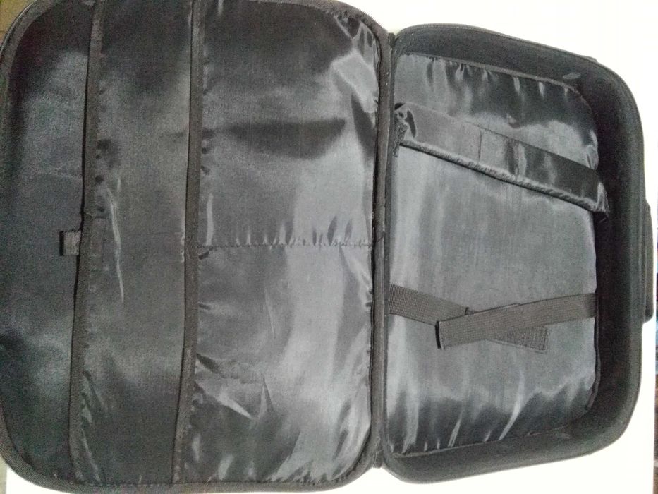 Torba na Laptop 17 cali i Dokumenty Dwu Komorowa Czarna