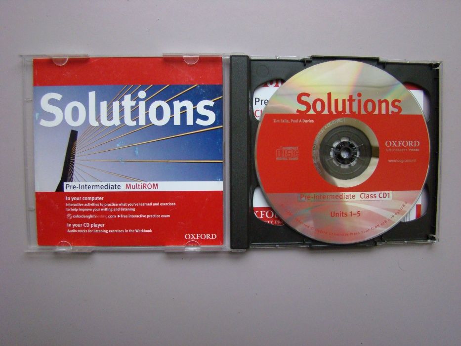 Книга учителя и аудио диски английского языка Solutions Pre-Intermedia