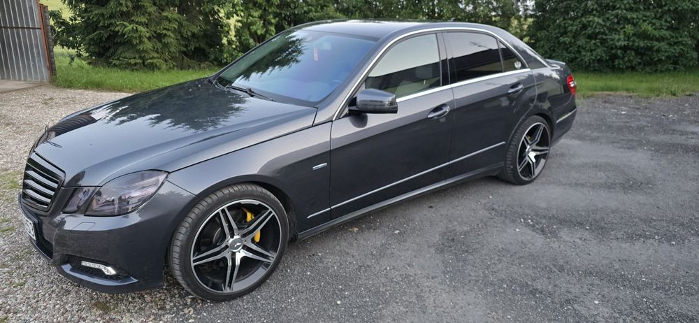 Mercedes W212 3 l V6