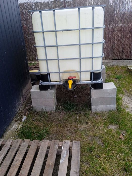 Mauzer do wody 1000l