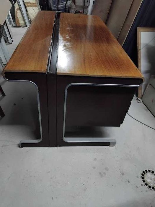 Secretária para escritório