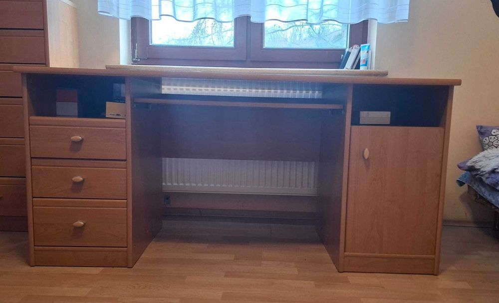 Duże biurko 162x70cm