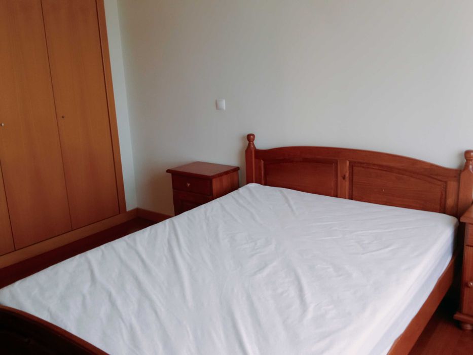 Quarto com WC privativo e lugar de garagem — a 10 minutos a pé do S. João
