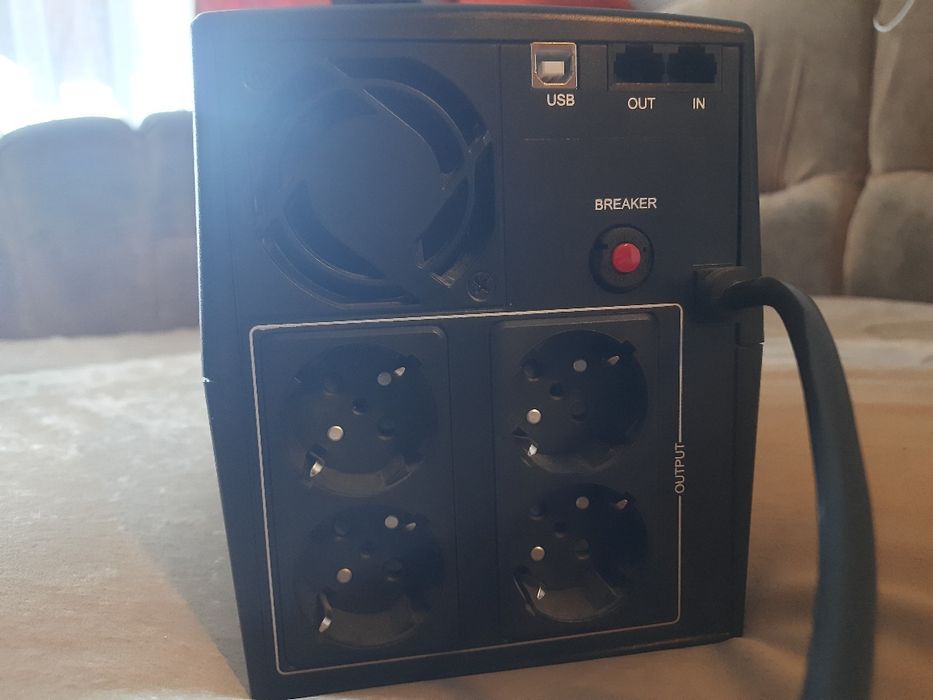 Лінійно-інтерактивне ДБЖ PowerWalker VI 2200 STL FR