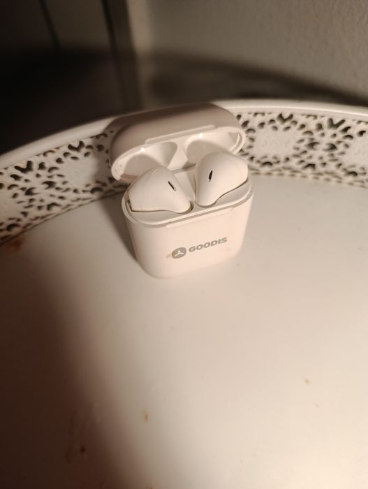Fones bluetooth.