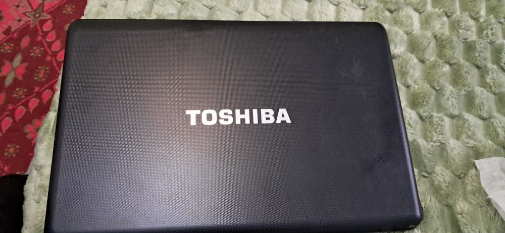 Продам новтбук TOSHIBA