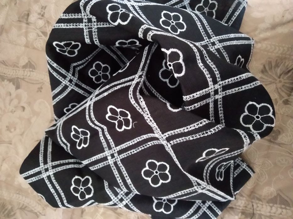 Tira de tecido, para aplicar renda.