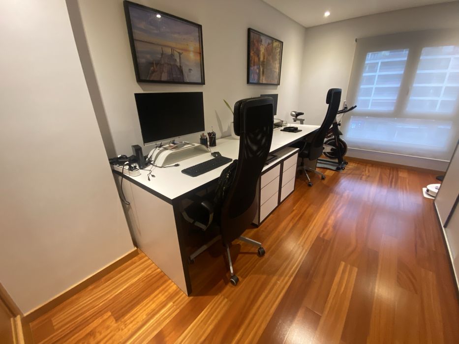 Móveis de escritório