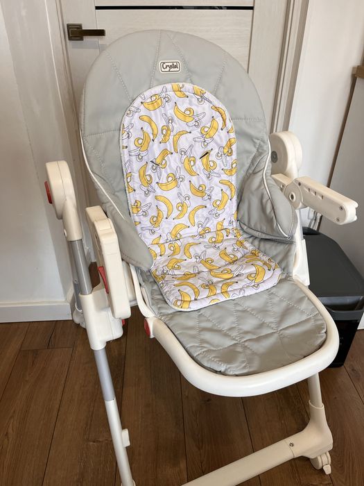 Стільчик для годування