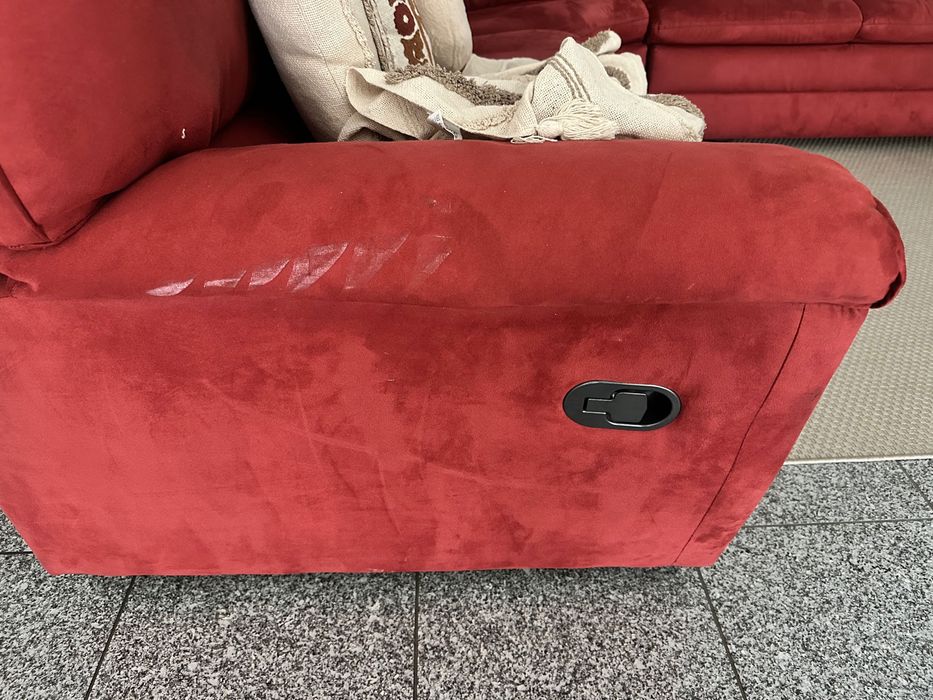 Vendo sofá bordeaux/vermelho escuro