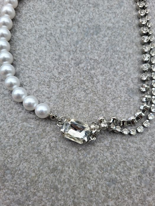 Naszyjnik damski z perełkami