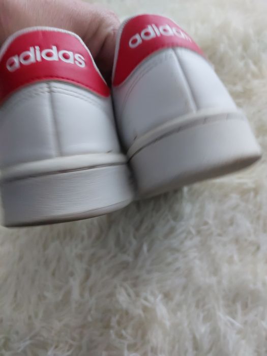 Кросівки adidas 40