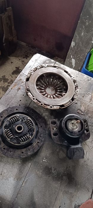 Sprzęgło Reno Master 2.2 DCI 2.5 DCI