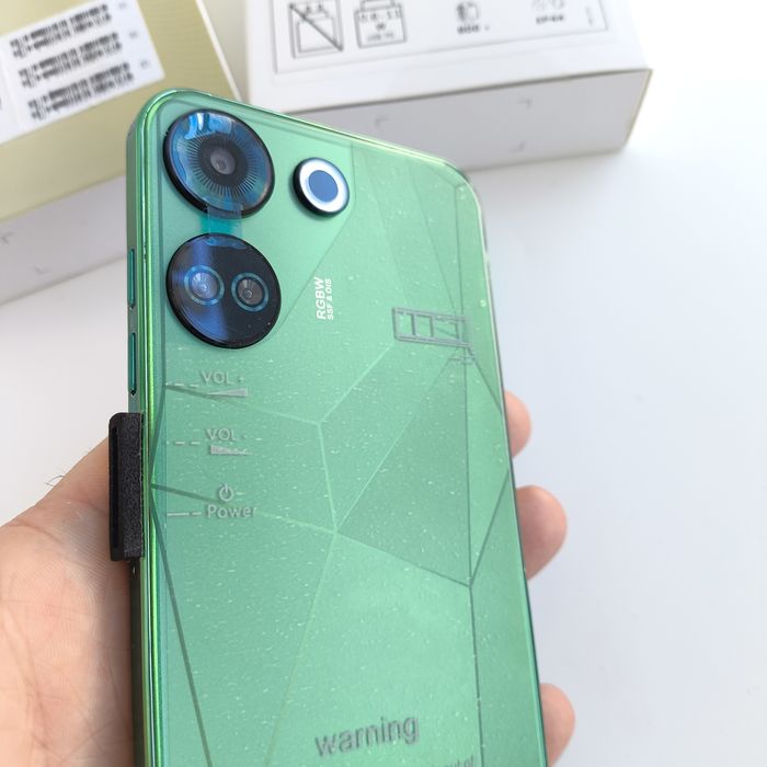 Нові. Потужний смартфон X25 Ultra. 8/256