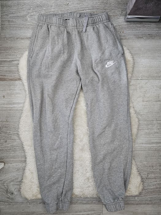 Spodnie dresowe Nike Rozmiar S Szare Dres dresy nike Swoosh Spodnie