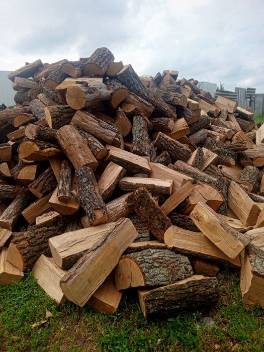 Продам дрова колоті дубові та інші породи береза вільха сосна