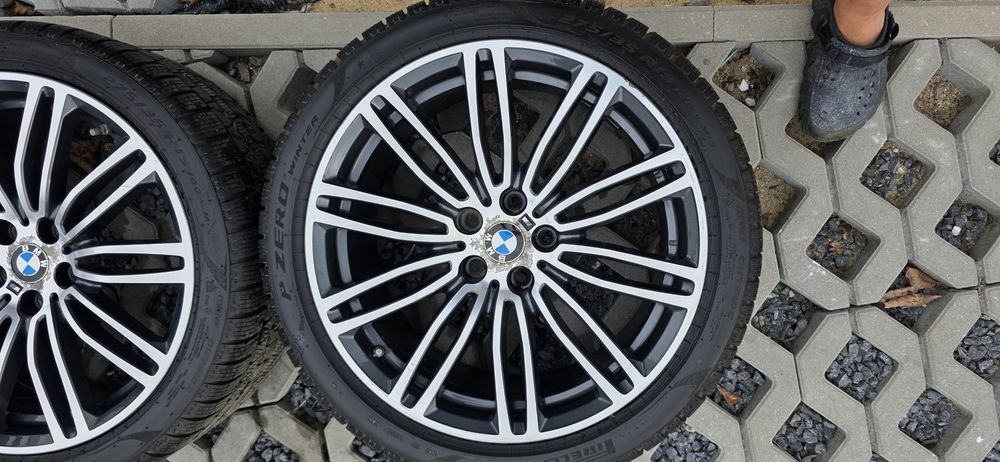 Felgi BMW 19” Styling 664M OEM G30 G31 5x112 ET30 ET44 + opony zimowe