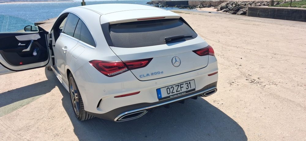 Vendo  mercedes como nova..motivo troca de carro.