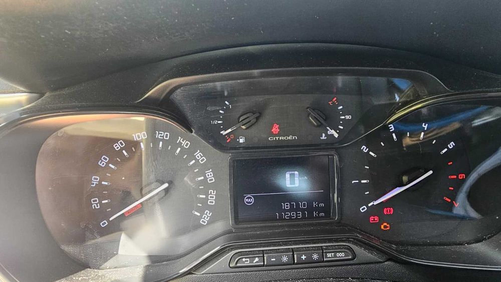 Citroen C3 1,2 a gasolina de 2017  com 112000km