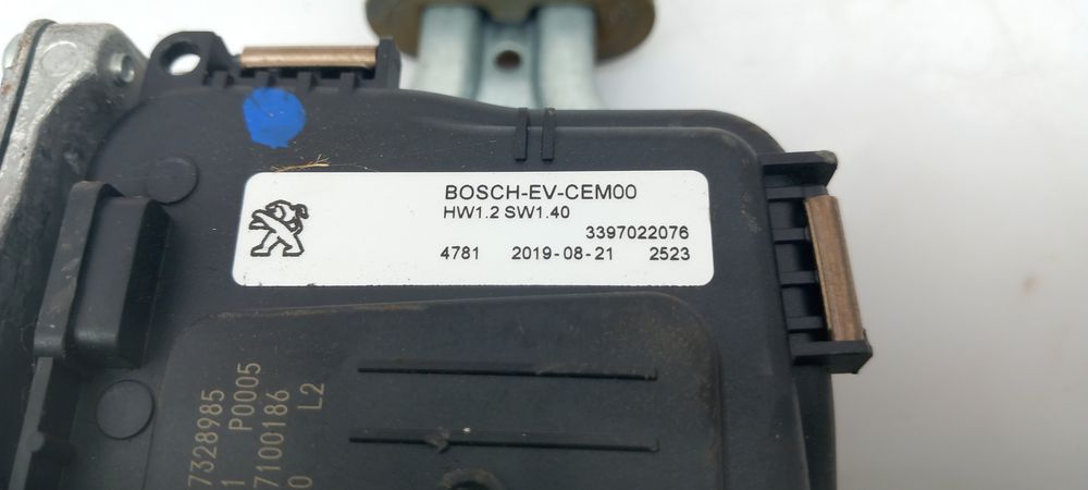 Motor limpa vidros frente PEUGEOT 5008 II (M_)