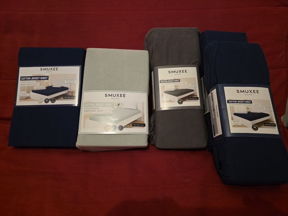 Prześcieradło 100% Bawełniane Smukee 160x200x25 z gumką różne kolory.
