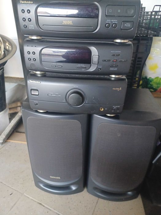 Aparelhagem de som Tehcnics.