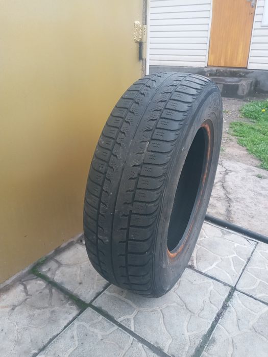 Срочно  резина 185 70 R 14
