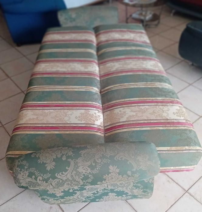 Sofá cama usado