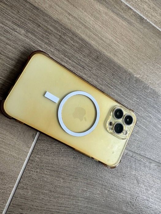 Sprzedam etui do iPhone 13 Pro Max